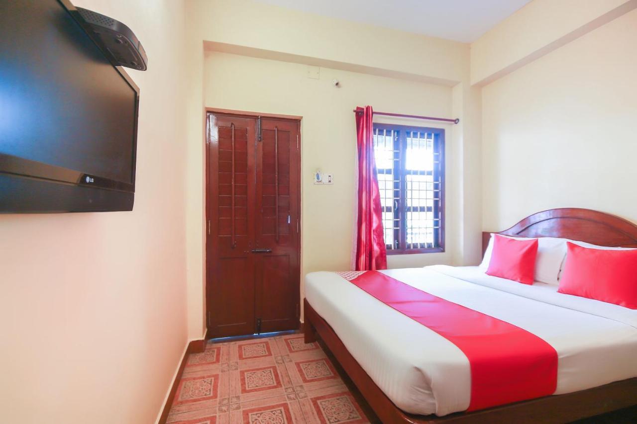 Oyo 23098 Ushama Heritage Guest House Puduččéri Exteriér fotografie